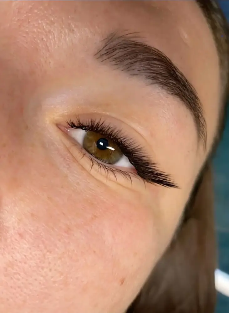 Extensão de cílios Fox Eyes